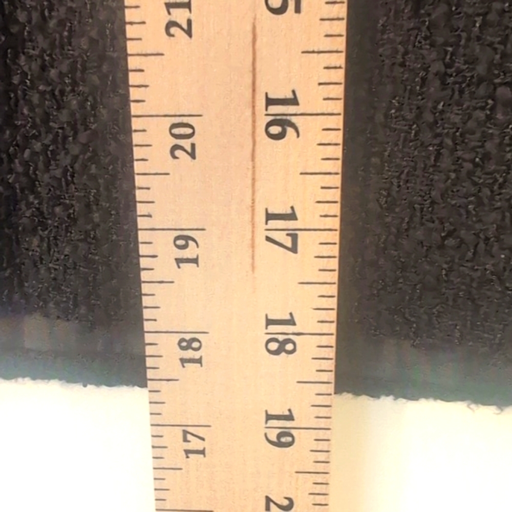 LOFT Vlack Mini Skirt Size 6 - Picture 7 of 9
